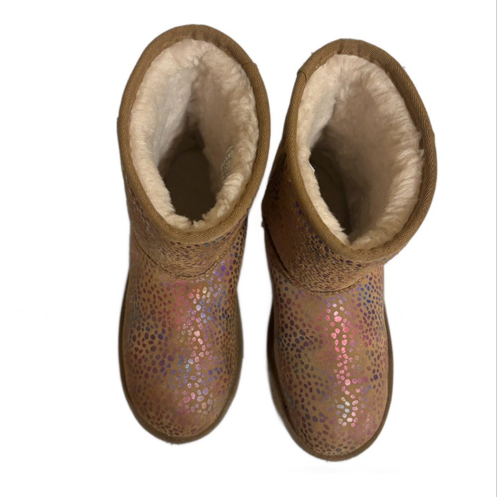 Ugg K Classic II Spots Fashion Chestnut Sparkle Suede Boots Big Kid’s Size 6.0.
